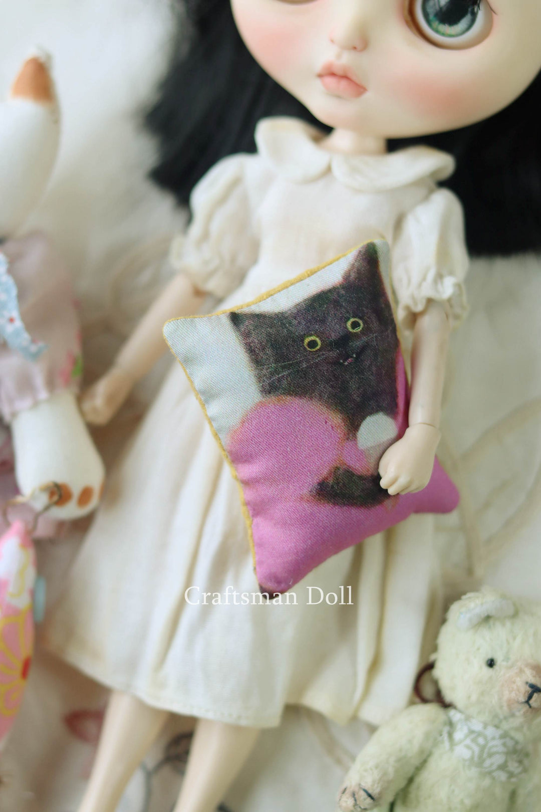 Blythe Pillow/B660/