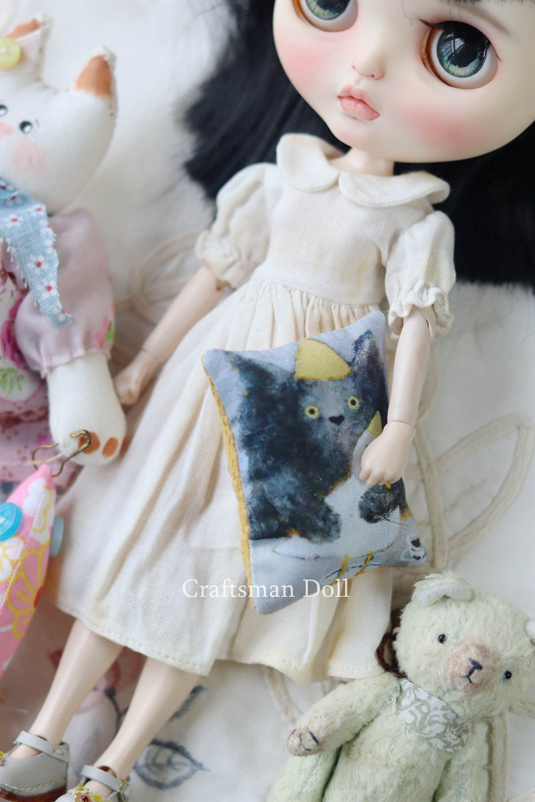 Blythe Pillow/B661/