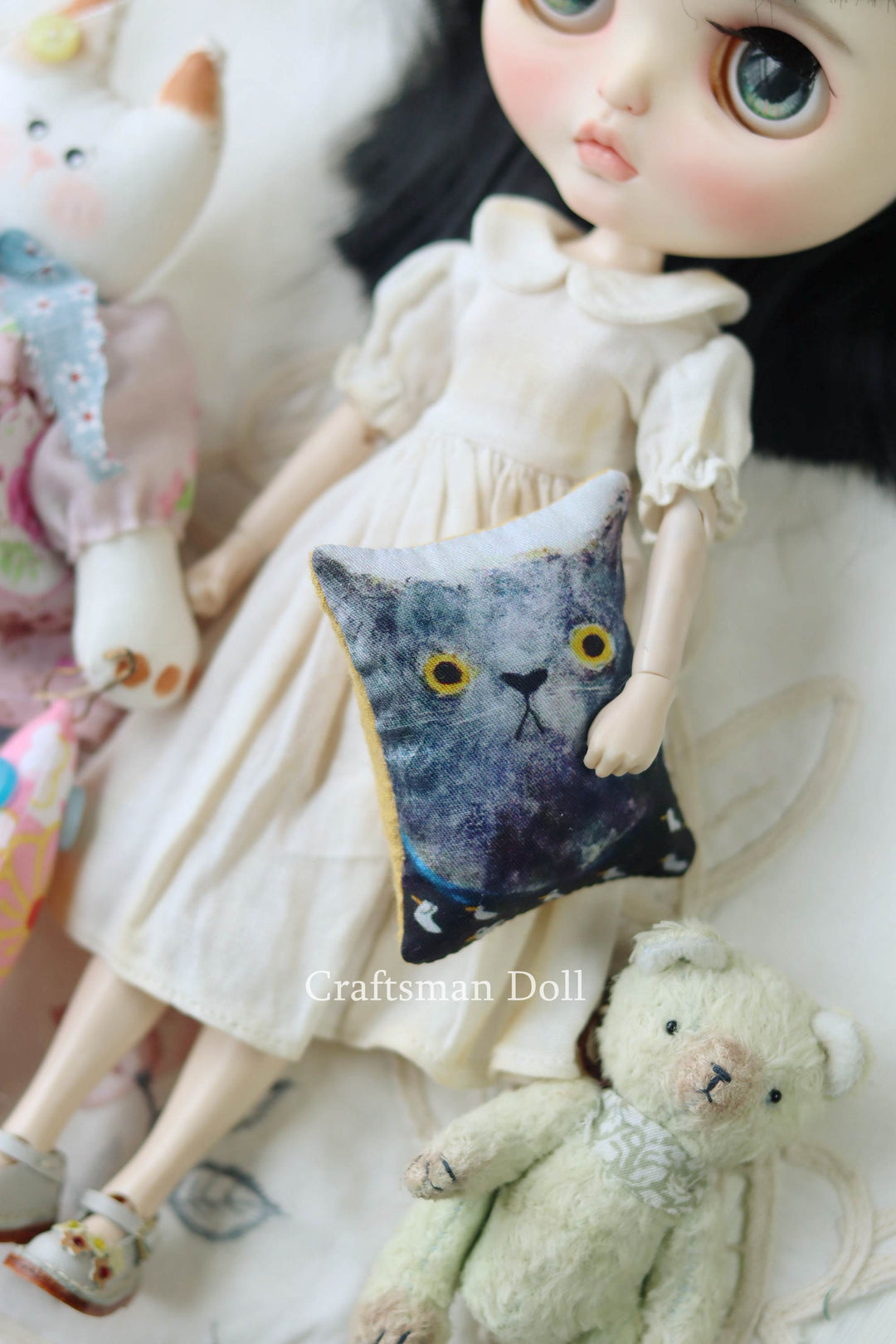 Blythe Pillow/B661/