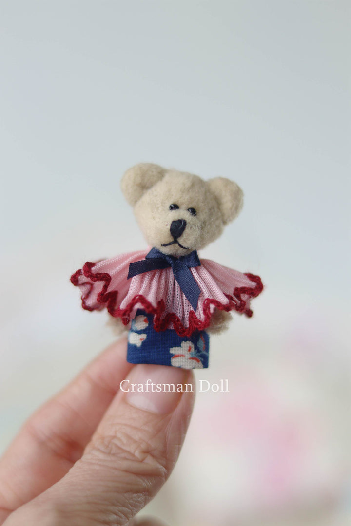 Blythe Glove Doll/B57/