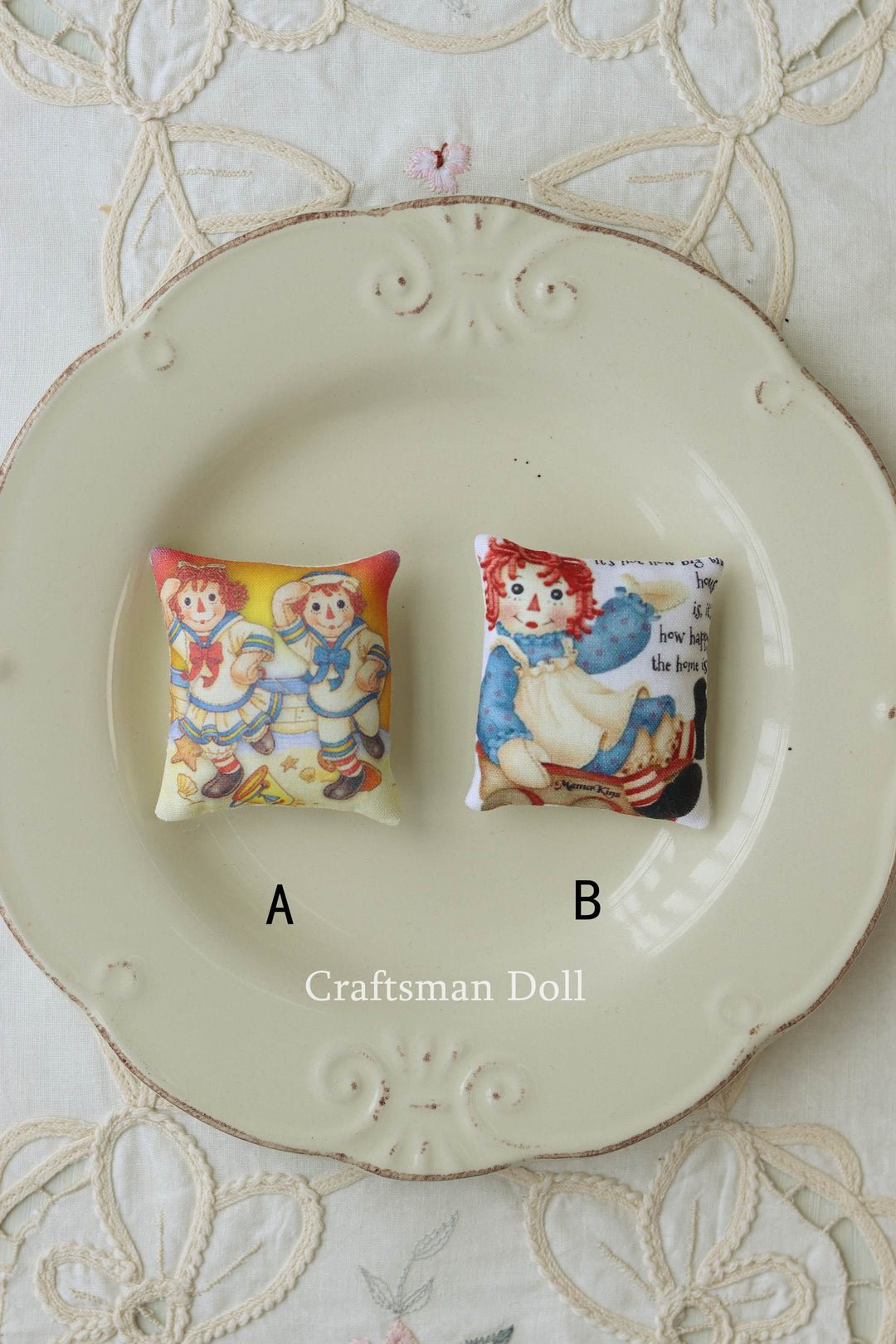 Blythe Pillow/B116/