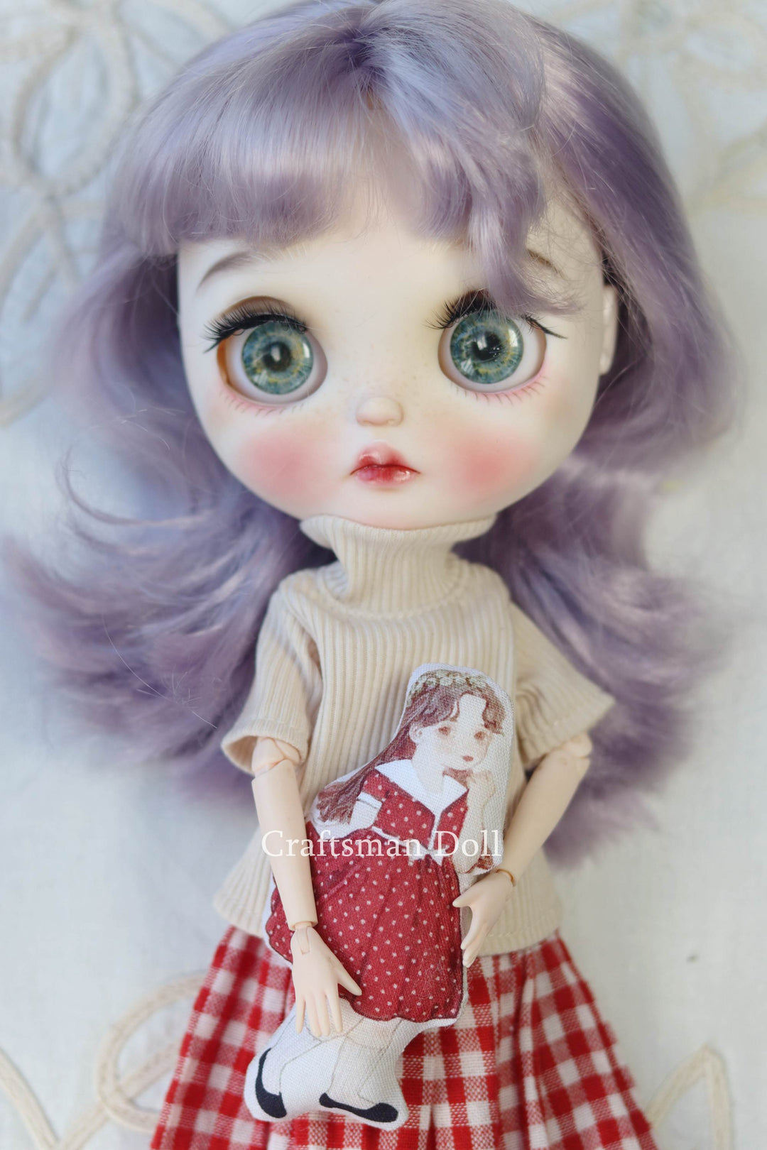 Blythe Pillow/B146/