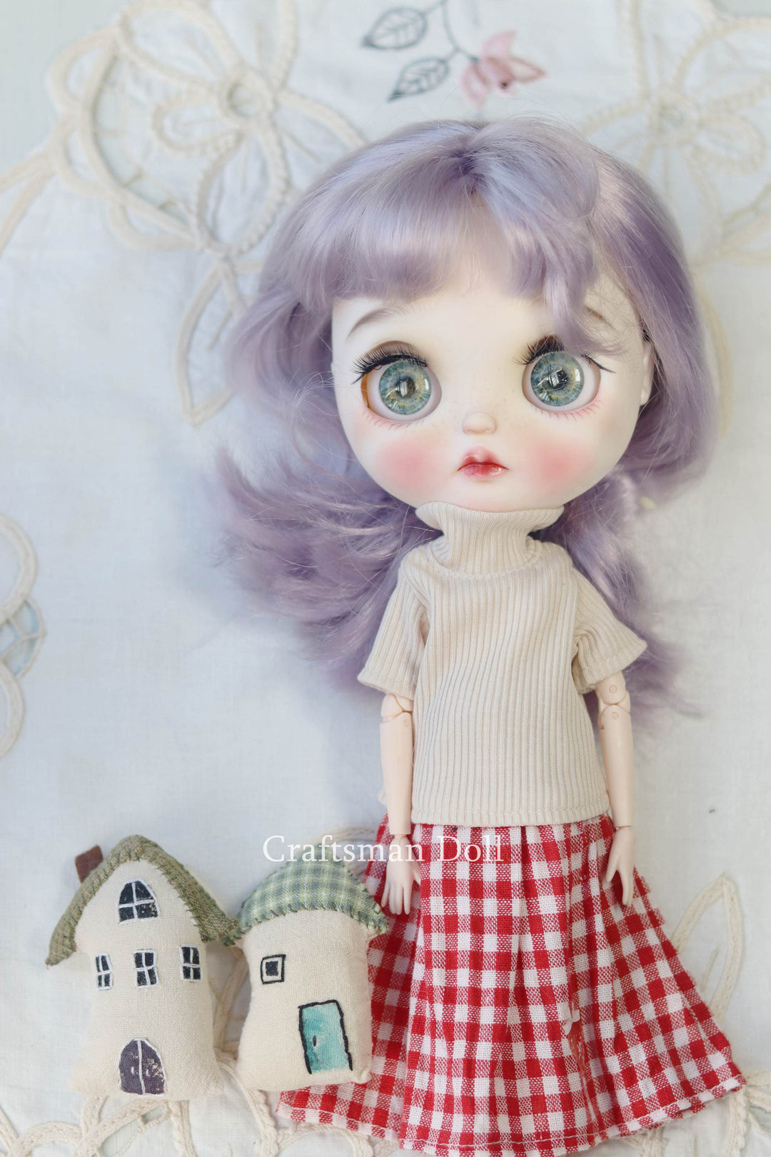Blythe Pillow/B143/