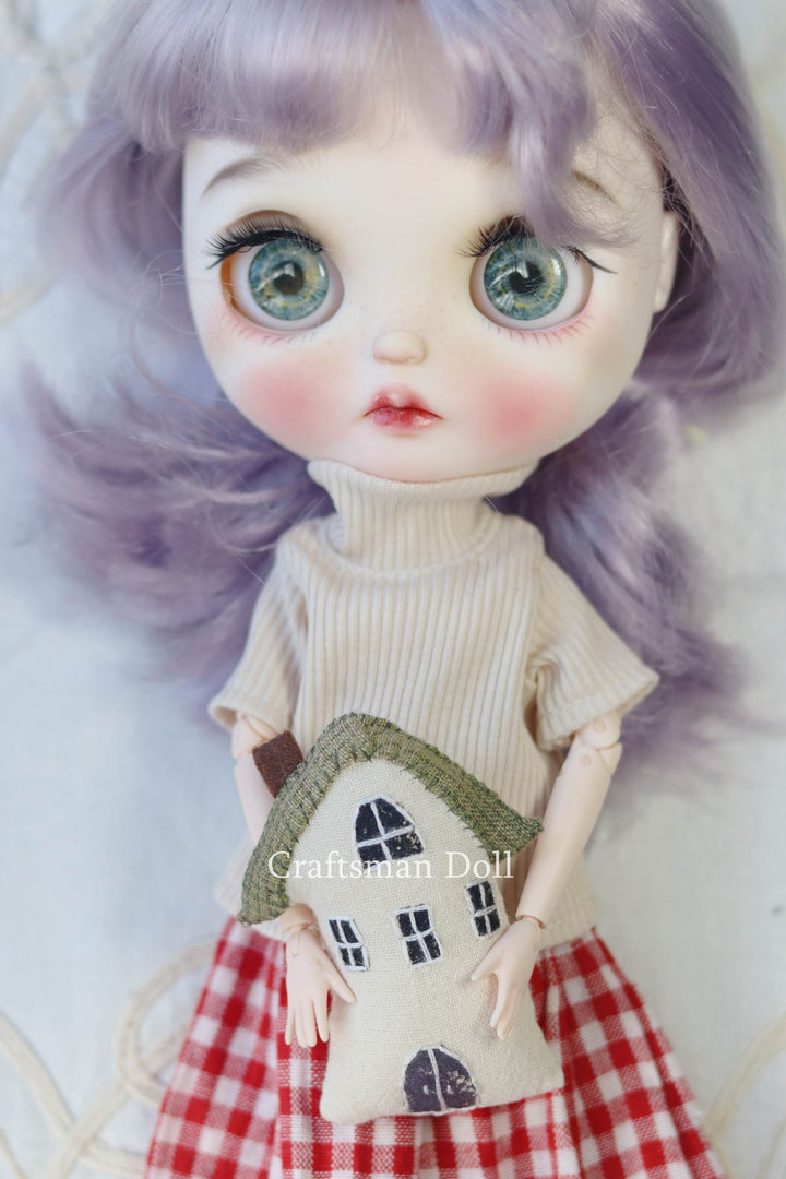 Blythe Pillow/B143/