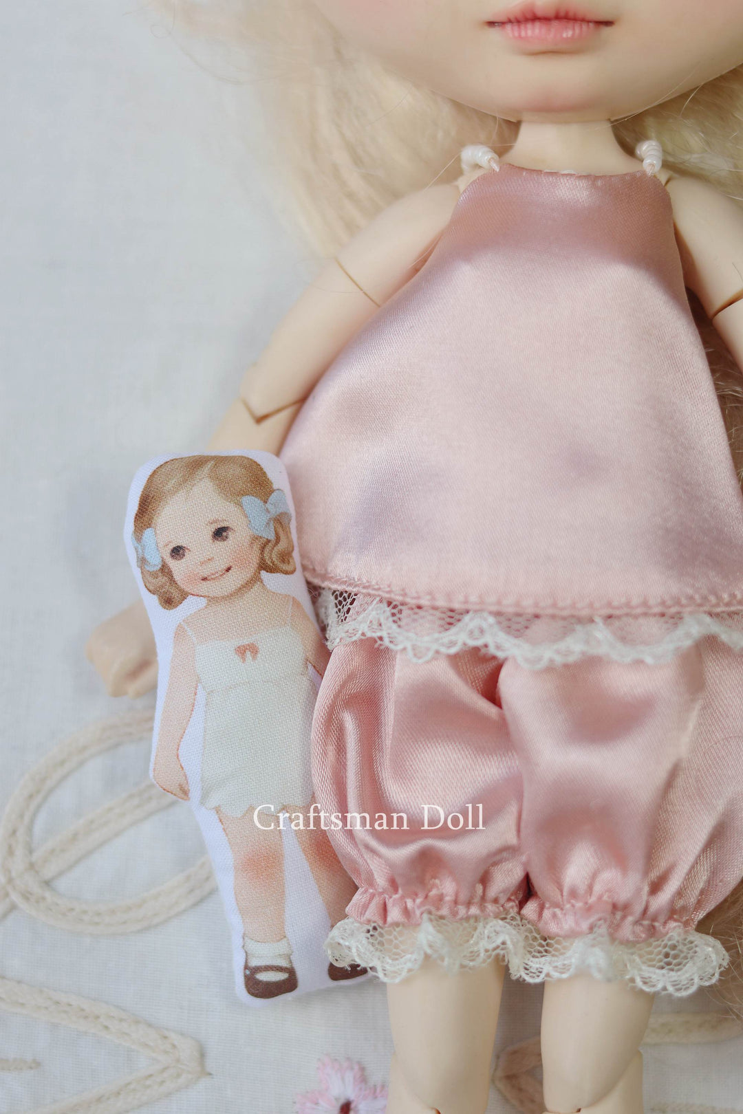 Blythe Pillow/B145/