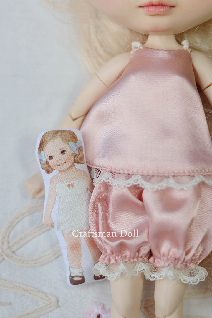 Blythe Pillow/B145/