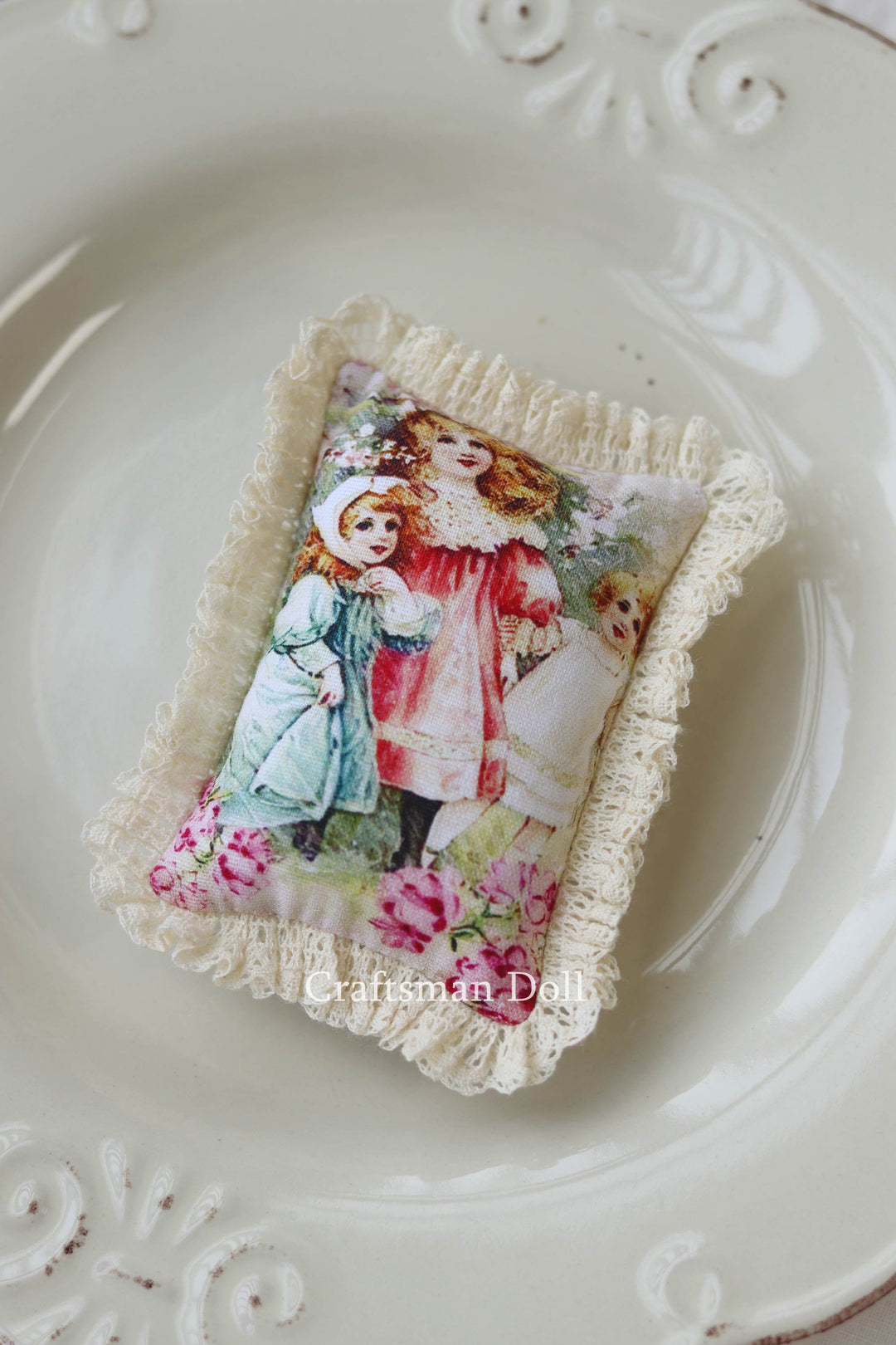 Blythe Pillow/B206/