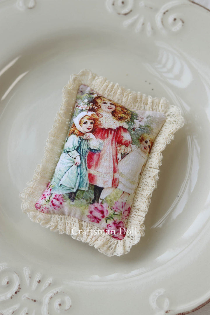 Blythe Pillow/B206/