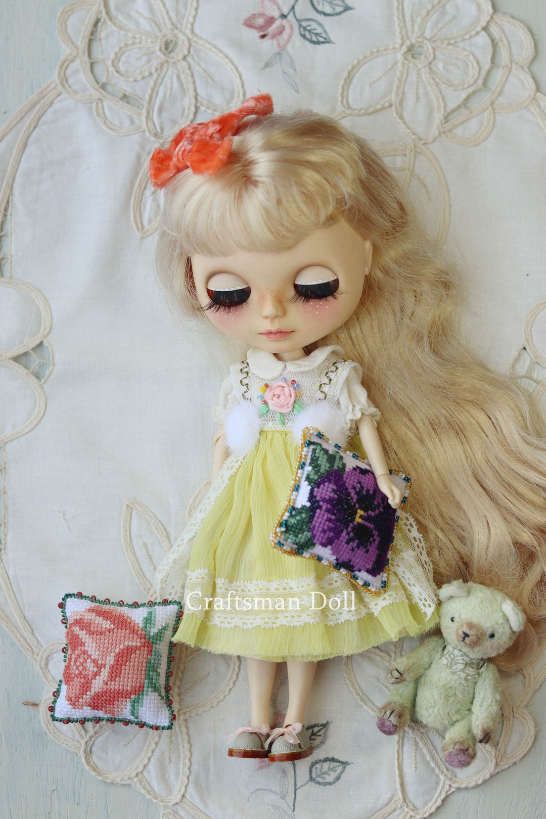 Blythe Pillow/B205/
